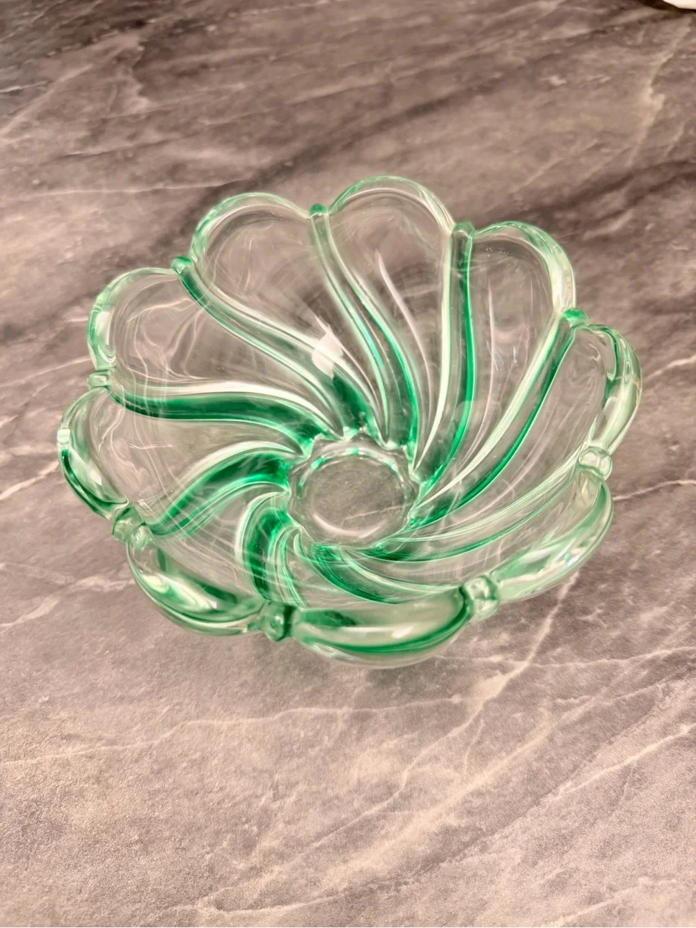 Vintage Mikasa Germany Crystal Peppermint Green Swirl Candy Nut Trinket Bowl
